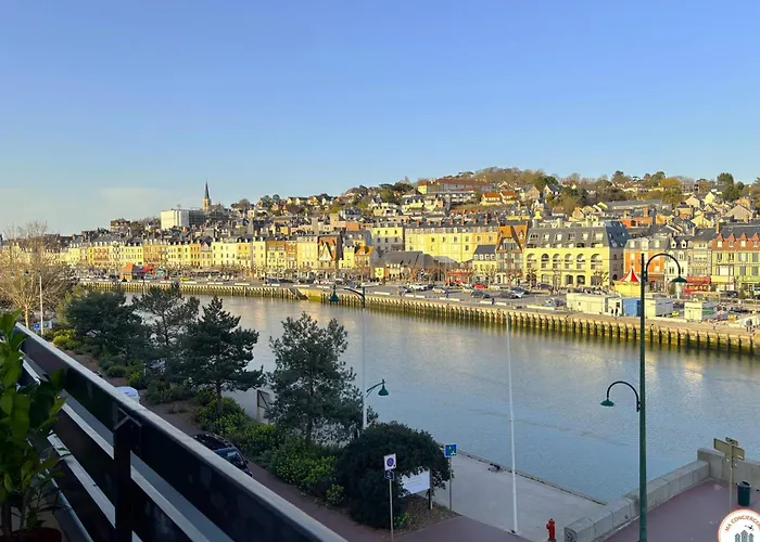 Le Panoramic View Apartamento Deauville