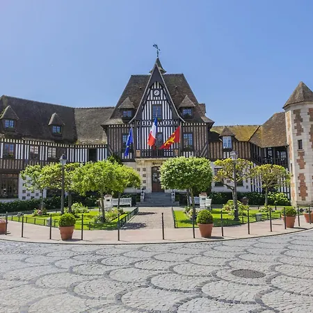 Apartament Le Panoramic View Deauville