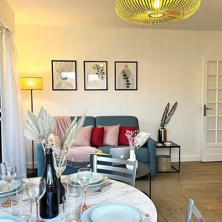 Le Panoramic View דוביל