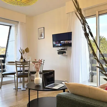 Le Panoramic View